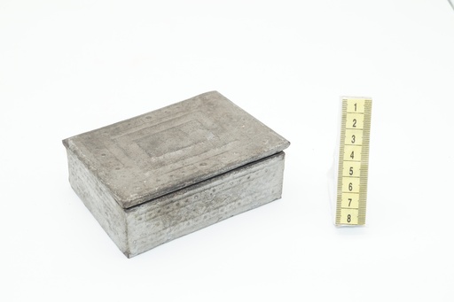 [OP00598] Caja pequeña metalica