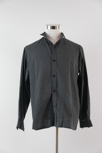 [OP02690] Camisa H negra desgastada
