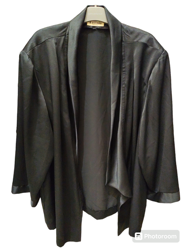 [OP05867] Chaqueta negro crep satén fluida