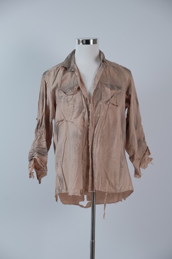 [OP03179] Camisa ambientada bolsillos plastrón