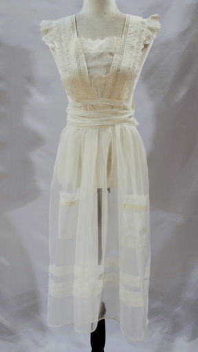 [OP06086] Delantal gasa blanco con puntilla