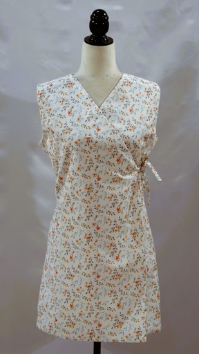 [OP06142] Bata criada blanca con flores