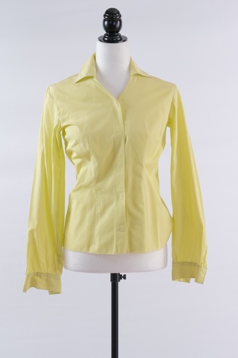 [OP01658] Camisa entallada escote pico