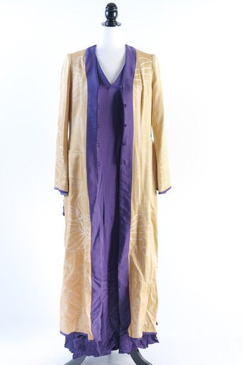 [OP00786] Conjunto abrigo satén amarillo+ vestido satén morado