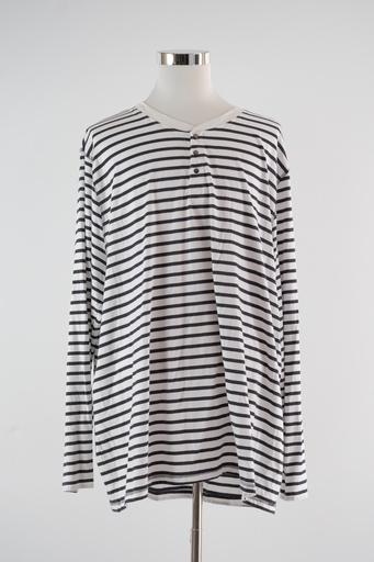 [OP01003] Camiseta cuello pico corchetes