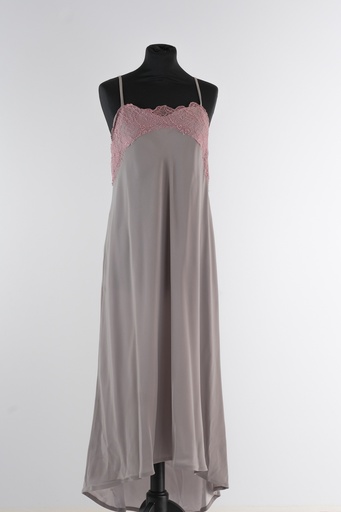 [OP00834] Camisón tirantes gris con cola y encaje rosa