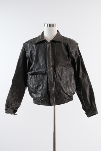 [OP02367] Cazadora piel negra años 80