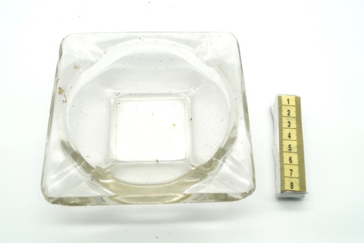 [OP00561] Cenicero de cristal tallado