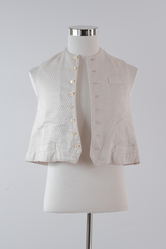 [OP02567] Chaleco blanco escote caja H